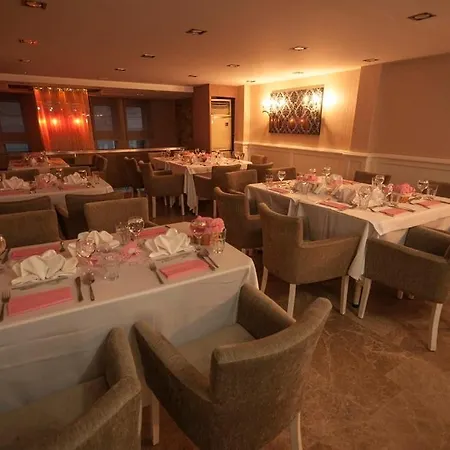 Saros Hotel Kesan